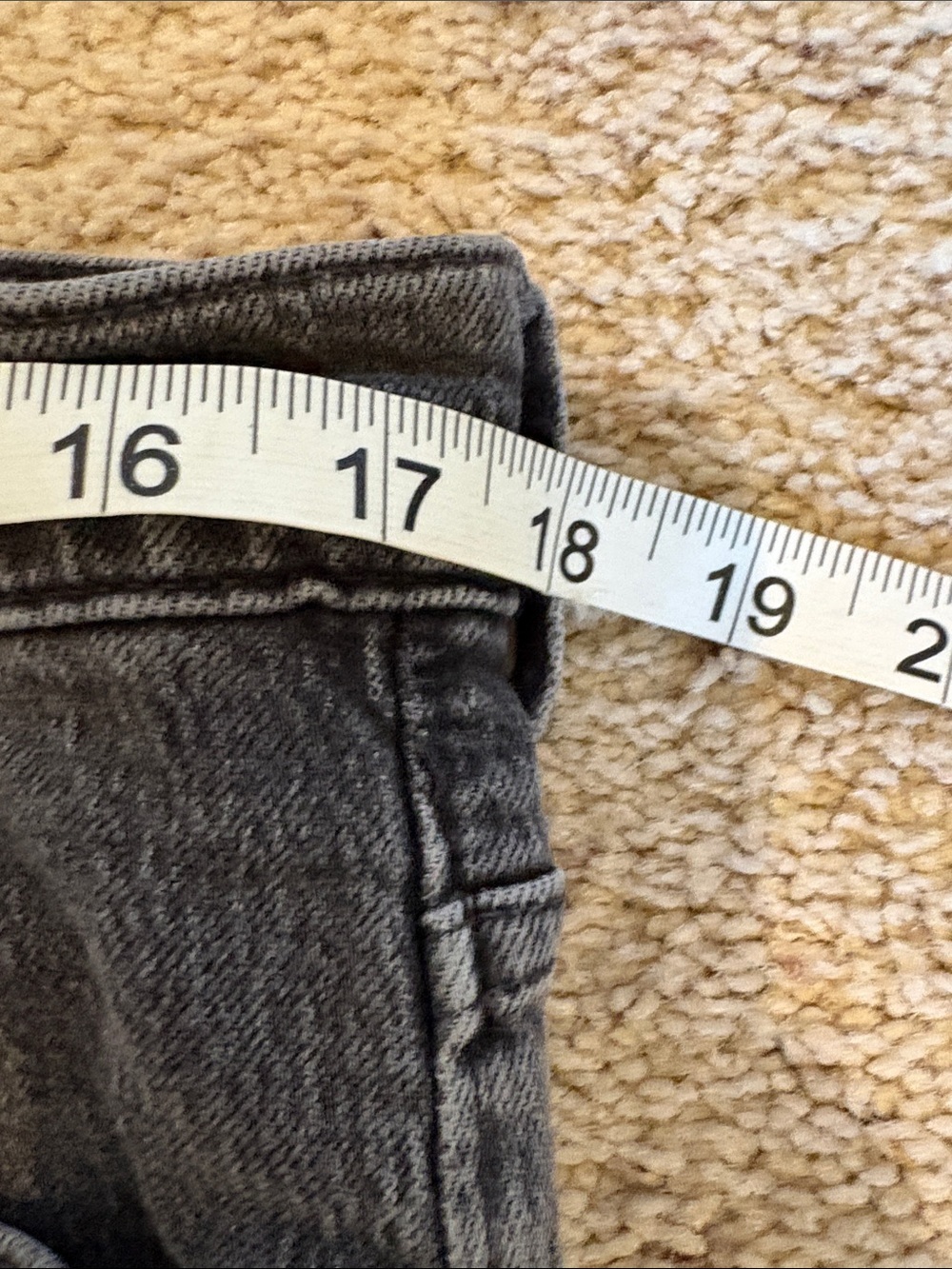 Madewell High-Rise Gray Wash Straight Jeans - Picture 6 of 8